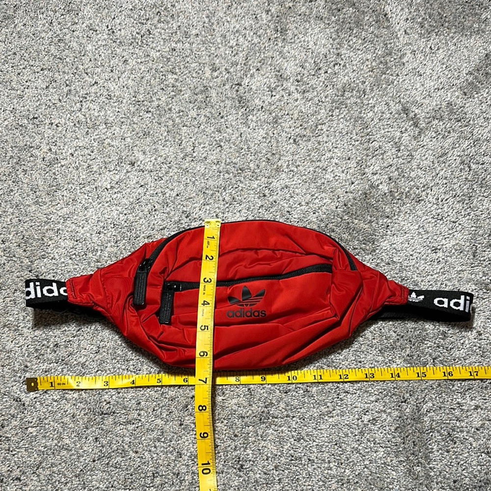 EUC Adidas Belt Bag/Cross Body Bag - red/black w/branding - Picture 14 of 16